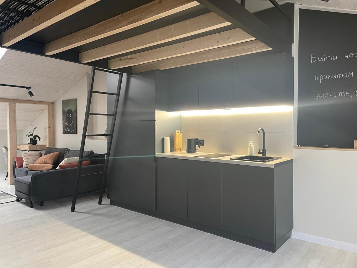 «Гори́Ще На Площі Польський Ринок» Apartment Kamianets-Podilskyi Ngoại thất bức ảnh