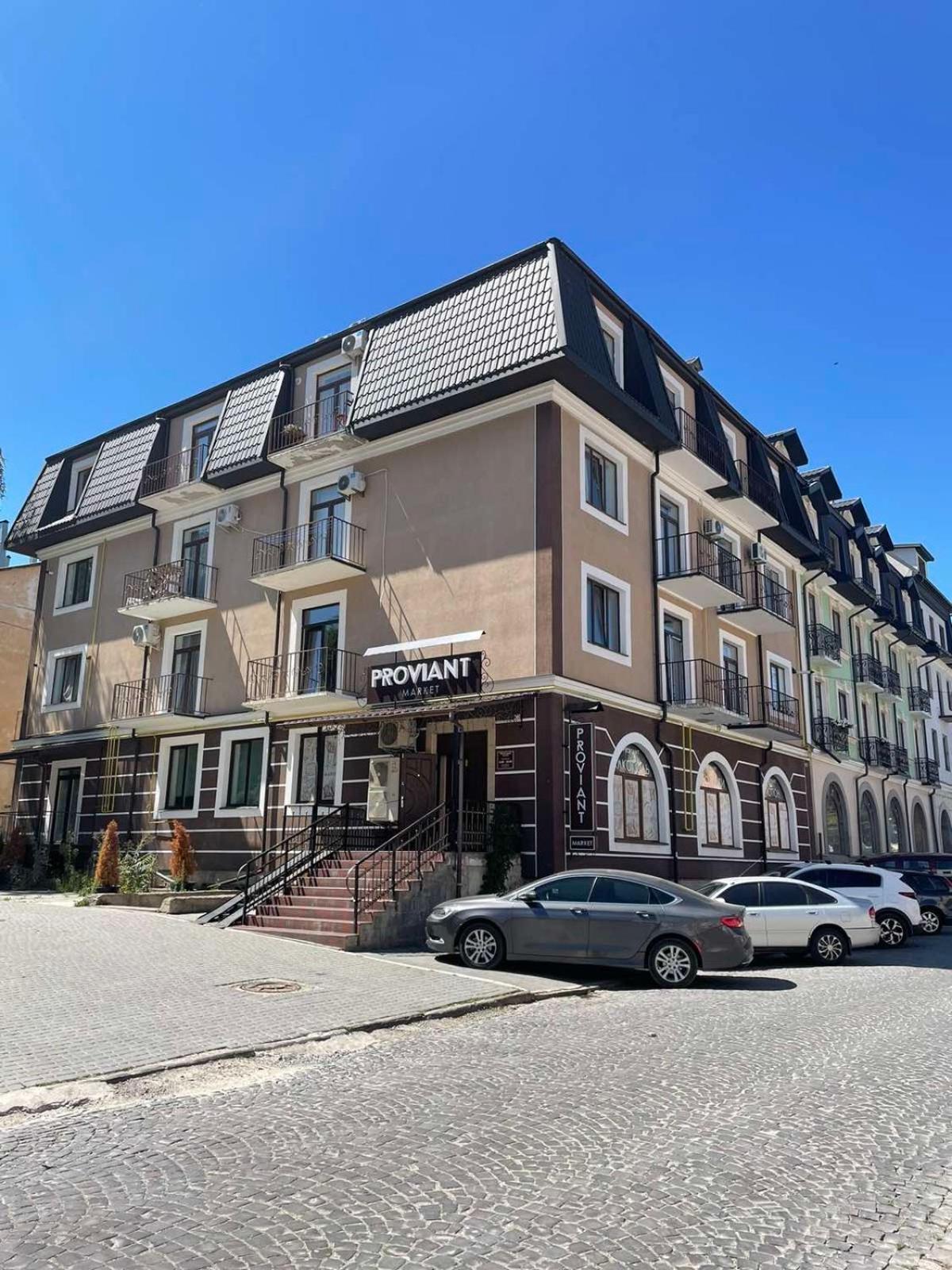 «Гори́Ще На Площі Польський Ринок» Apartment Kamianets-Podilskyi Ngoại thất bức ảnh