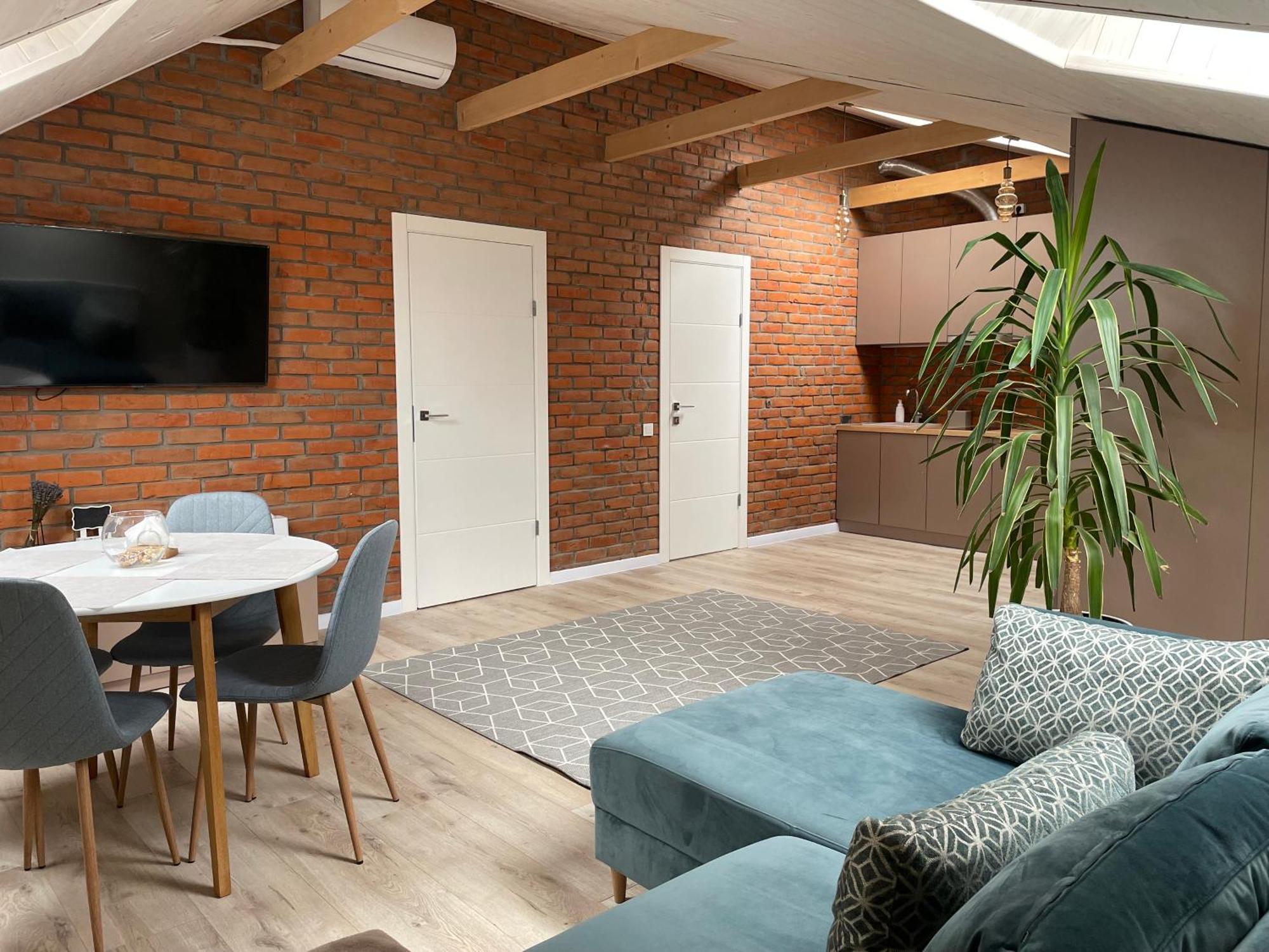 «Гори́Ще На Площі Польський Ринок» Apartment Kamianets-Podilskyi Ngoại thất bức ảnh